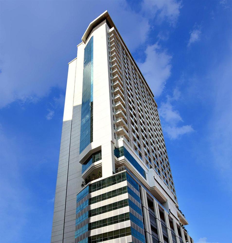 One Bukit Ceylon By Homes Asian Куала-Лумпур Экстерьер фото
